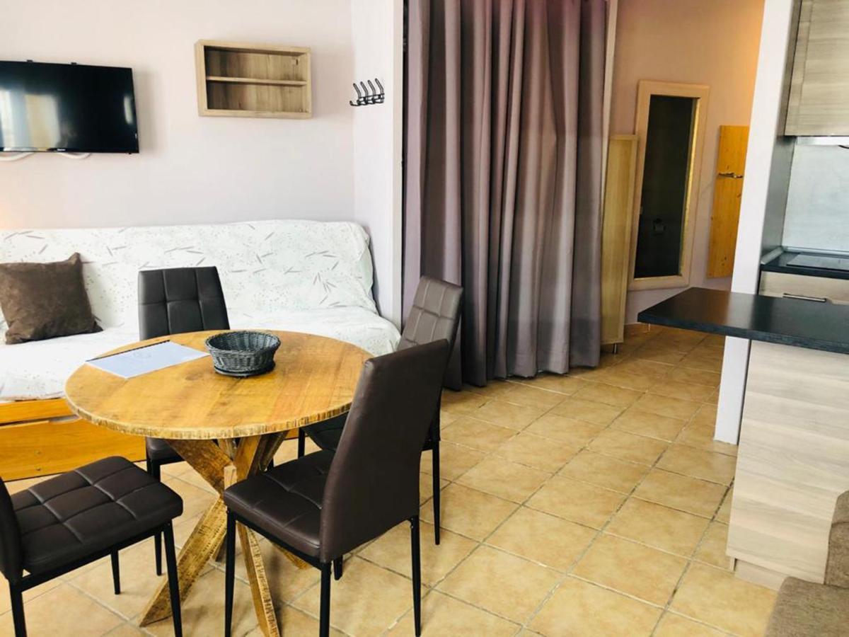 Apartamentos Pie De Pistas Mikka 3000 Pas De La Casa Exteriér fotografie