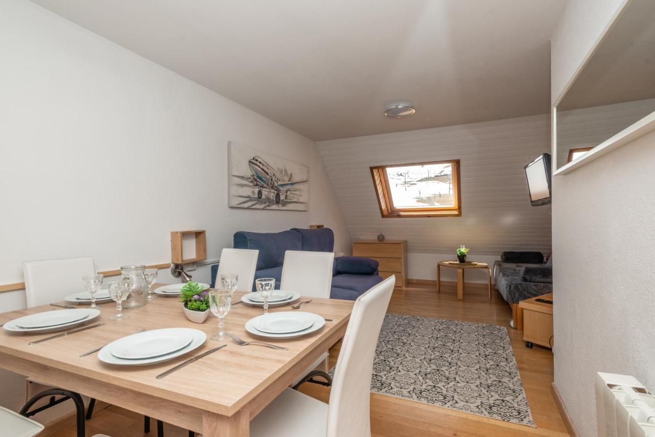 Apartamentos Pie De Pistas Mikka 3000 Pas De La Casa Exteriér fotografie